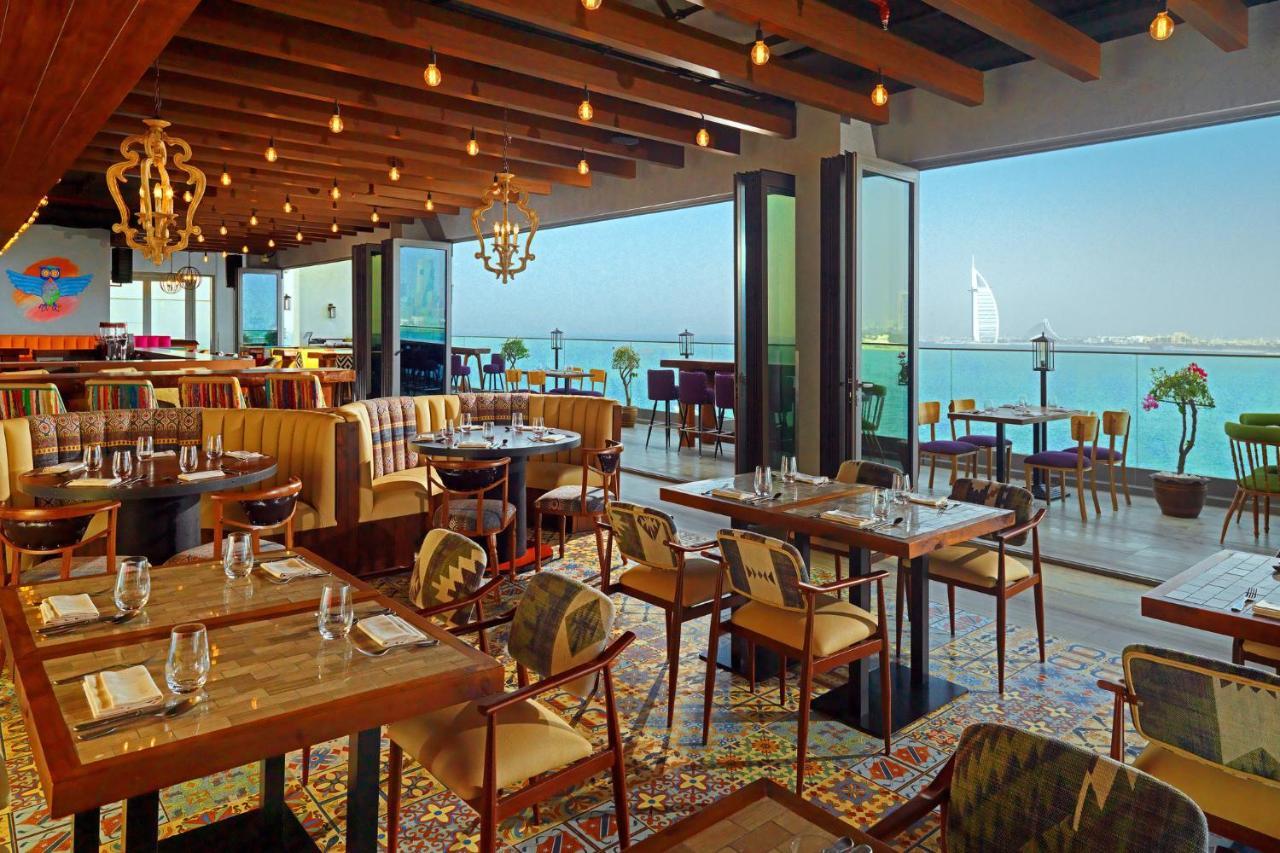 Aloft palm jumeirah 4. Aloft Palm Jumeirah. Палм Джумейра Дубай отель. Aloft Palm Jumeirah 4 ОАЭ Дубай Пальма Джумейра. Лофт Пальма Джумейра.